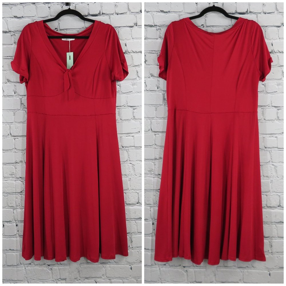 Women's Plus Red Short Sleeve Dress